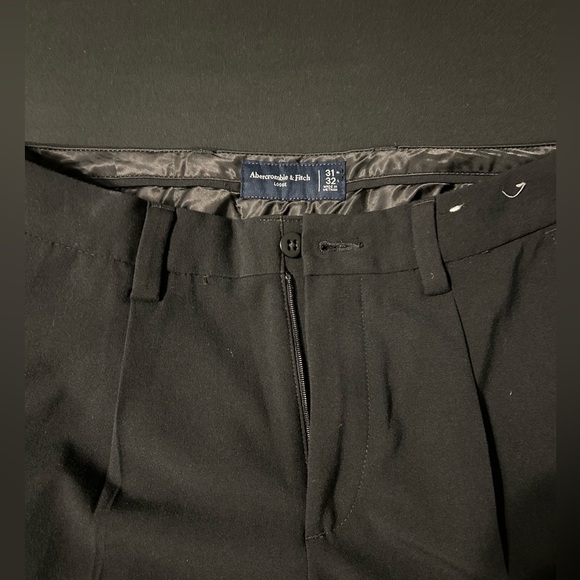 Abercrombie & Fitch Heavy Weight Pleated Dress Pants - 31x32 - Picture 2 of 2